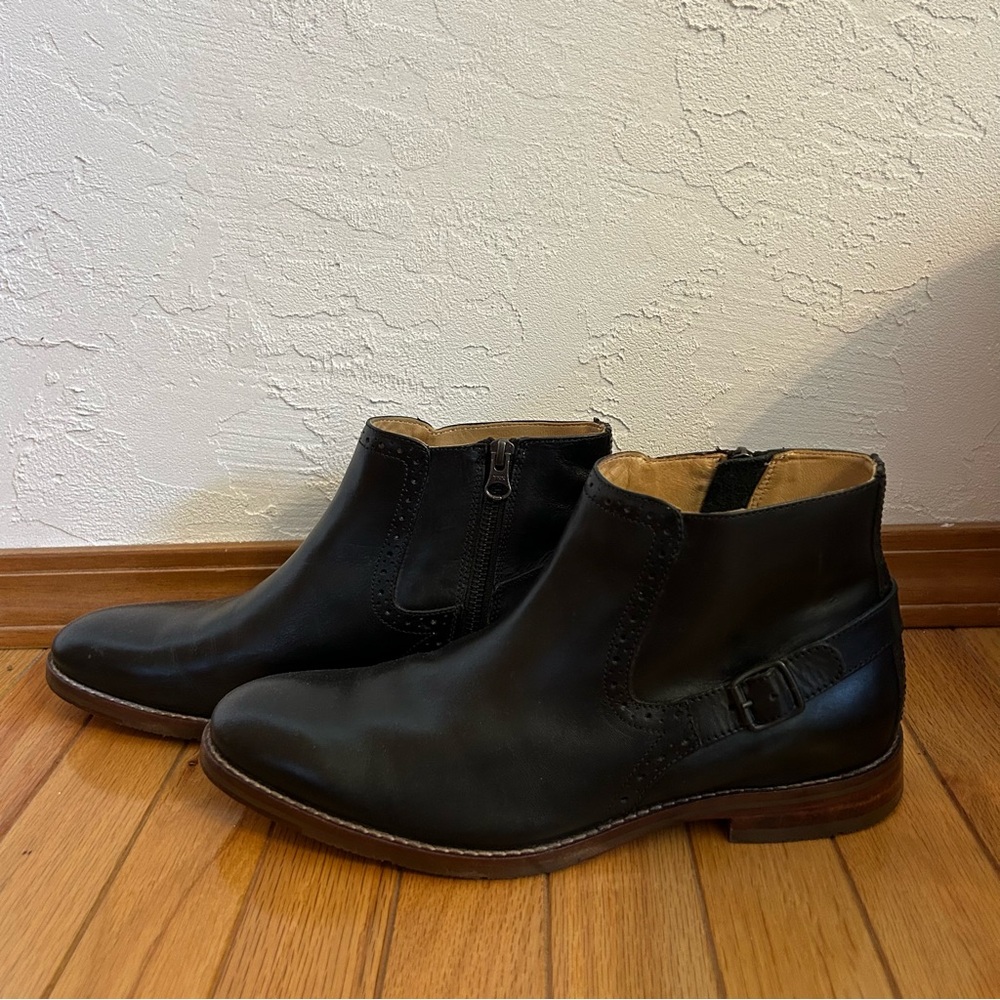 Johnston & Murphy Black Leather Buckle Boots